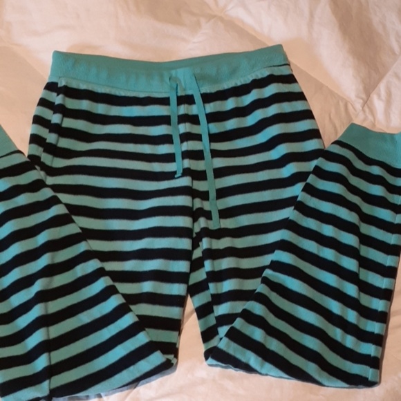 PJ Set - Picture 3 of 3